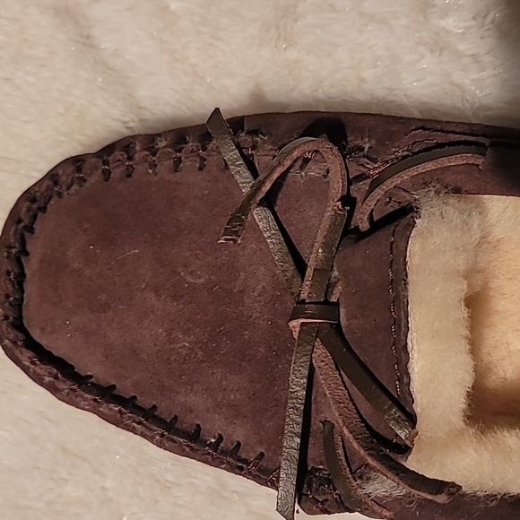 Slippers - Picture 4 of 4